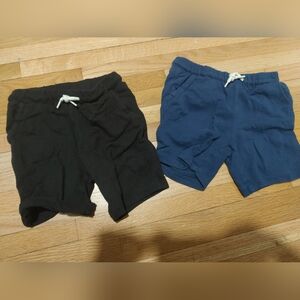 Old Navy Toddler Boy Black and Blue Shorts Set / Size 3t